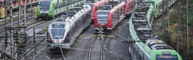 MUŠKARAC MAČETOM NAPAO LJUDE NA PERONU: Krvava drama usred jutarnjeg špica, troje hitno prebačeno u bolnicu, NAPADAČ LIKVIDIRAN! (FOTO, VIDEO)