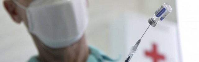 OBJAVLJEN PLAN VAKCINACIJE U SRBIJI! Ima tri faze, a evo ko će prvi primiti zaštitu od virusa