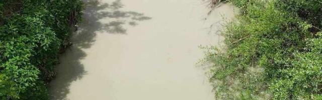 Reka Jablanica pobelela, građani traže krivca za zagađenje (foto-video)