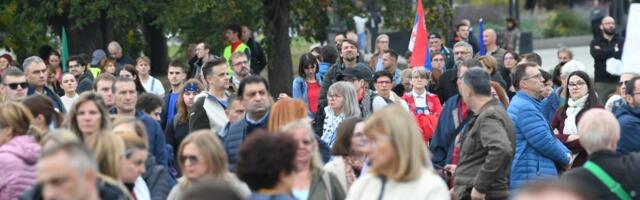 (FOTO) Totalni raskol: Blokaderi u Subotici traže da se rasformiraju zborovi!