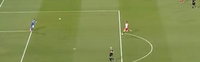 AU, KAKAV KIKS: Golman Čukaričkog napravio propust o kom bruje društvene mreže!