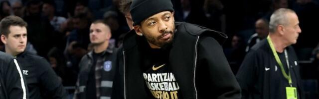 Karlik Džons se oglasio i saopštio kad se vraća na teren