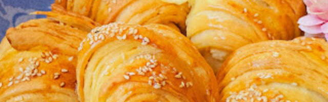 Brze i mekane kiflice za koje ne čekate da testo naraste: Jedan pleh biće vam malo, tope se u ustima