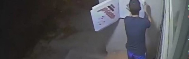 E, moj Novi Sade: Klinci umesto da zvone na interfon uradili su nešto mnogo gore