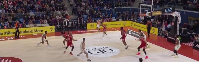 Upalila se ruka Batlera! Džered za vođstvo Crvene zvezde