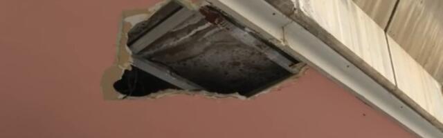 Pao deo plafona sa nadstrešnice vrtića „Biser“, roditelji zabrinuti