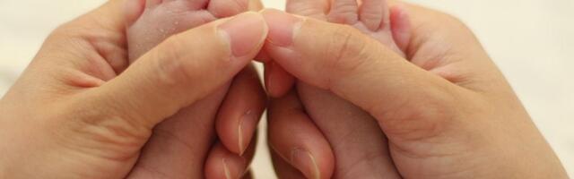 Roditelji-negovatelji će primati mesečnu naknadu od 65.000 dinara i radni staž