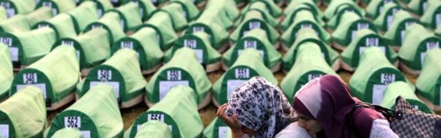 Dan sećanja na Srebrenicu pred Vladom Crne Gore