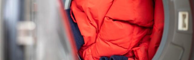 Perete zimsku jaknu? Ubacite samo 1 stvar u bubanj i biće kao NOVA