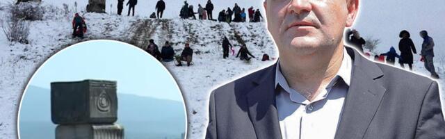 Nad kostima 12.000 Srba ubijenih kod Bihaća odrasli i deca se sankaju i prave Sneška Belića! Skandal u BiH potresao Srbe