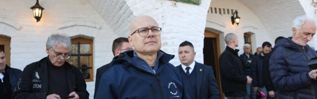 ''Bez države nema puteva, plata ni penzija - 29. mart je presudan'': Vučević se oglasio iz Guče