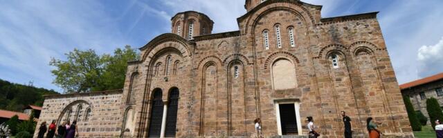 Astrološki znakovi oslikani na freski: Ova srpska svetinja privlači veliku pažnju (FOTO)