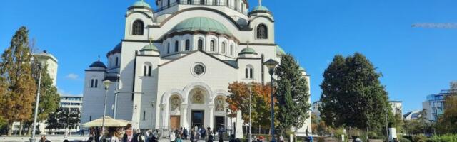 Pojas Bogorodice na čelu Spasovdanske litije u Beogradu
