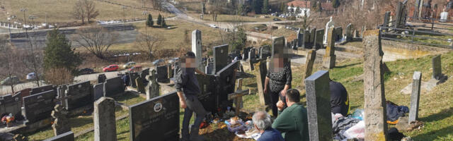 U subotu su letnje zadušnice: Ovo nikako ne donosite na groblje - Samo jedna stvar je važna za pokojnika!