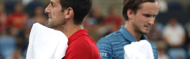 Novače, spremi se: Medvedev prelazi Atlantik