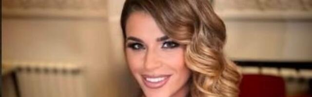 Trudnica iz Zvezda Granda se vratila na scenu: Maja Jevtić snimila novu pesmu i nastupa u kultnoj beogradskoj kafani