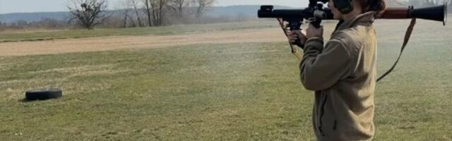 Ukrajinska teniserka zaprepastila sve snimkom pred Vaskrs: Objavila kako puca iz zolje, a onda se smeje