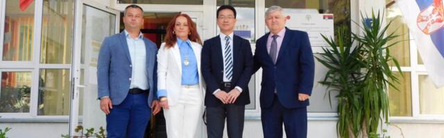 UZ POMOĆ PRIJATELJA DO NOVOG KROVA: Primopredaja donacije Ambasade Japana PU "Crvenkapa" (FOTO)