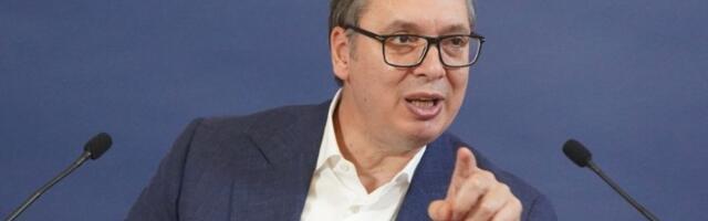 Vučić na kontramitingu u Ubu: Moj poziv na dijalog ostaje otvoren (FOTO)