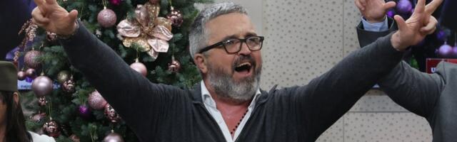 Vučko pokazao kako se slavi: Ispratite Novu godinu uz ludu žurku na Informeru (VIDEO)