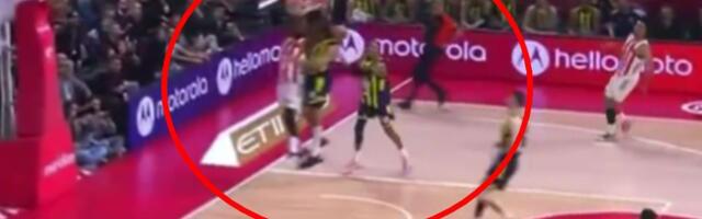 Miler-Mekintajer i potezi koji su rešili meč: Ukrao lopte, zakucao preko najboljeg,  Arena je "eskplodirala"