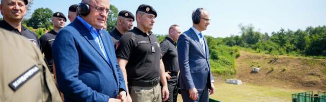 Macut, Zagrađanin i Vasiljević obišli Žandarmeriju: „Vi ste stub odbrane Srbije“