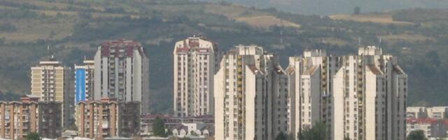 Veliki požar u komšiluku! Građani u panici, dim se vidi iz celog grada!