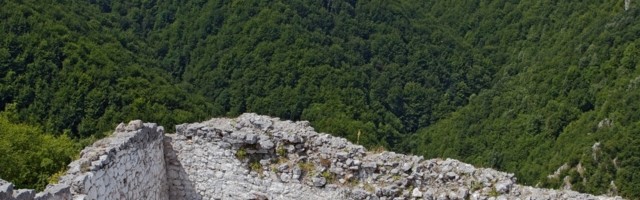 Počinje obnova mirsterioznog srednjovekovnog dvorca Solotnik