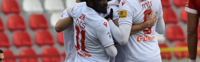 ZVEZDIN MAGIKO! Totalna dominacija, golčina Kataija za 2:0!  /VIDEO/