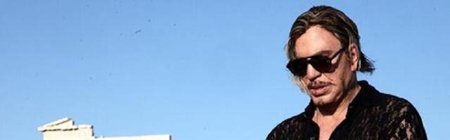 Miki Rurk, propast zavodnika: Zavisan od operaija