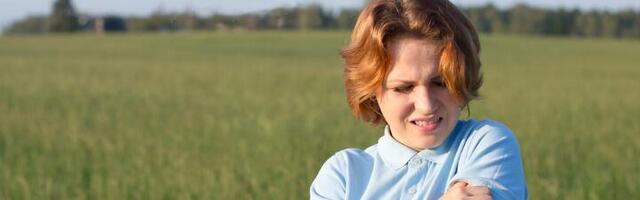 Ove boje PRIVLAČE komarce: izbegavajte ih!