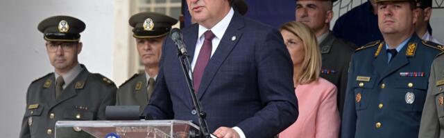 "SVOJIM ČINOM STE POKAZALI NAJVIŠI NIVO ZRELOSTI I PATRIOTSKE ODGOVORNOSTI": Ministar Gašić na polaganju zakletve kandidata za prijem u specijalne jedinice