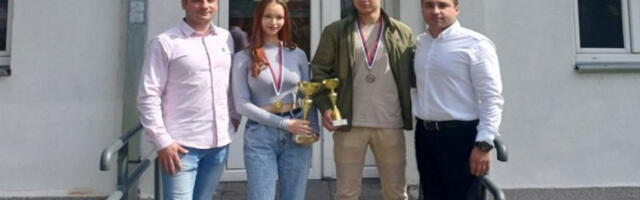 Ученици из Прокупља најбољи у це-ен-це програмирању