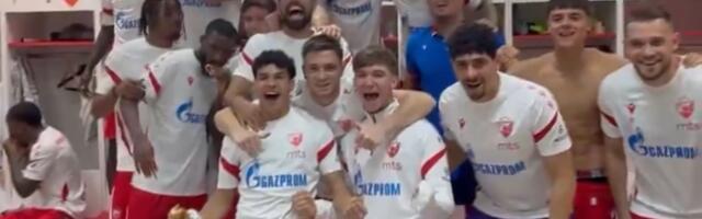 GRMI CECA U SVLAČIONICI: Evo kako su fudbaleri Zvezde proslavili pobedu u derbiju!