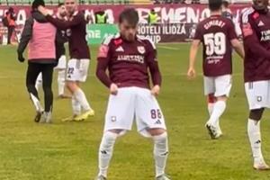 ADEM LJAJIĆ PROSLAVOM GOLA IZAZVAO PRAVI HAOS! NAVIJAČI ŽELJE BESNI NA NJEGA! Okrenuo se ka tribinama, pa sramnim gestom šokirao sve! VIDEO