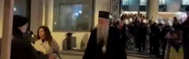 Blam: "Studenti" se izvinili mitropolitu Joanikiju, a stavili sliku vladike Jovana slavonskog