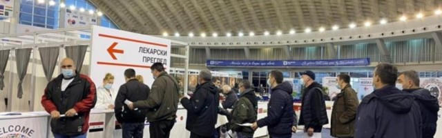 U SRBIJI VIŠE OD 2 MILIONA VAKCINACIJA! 857.934 ljudi primilo i drugu dozu!