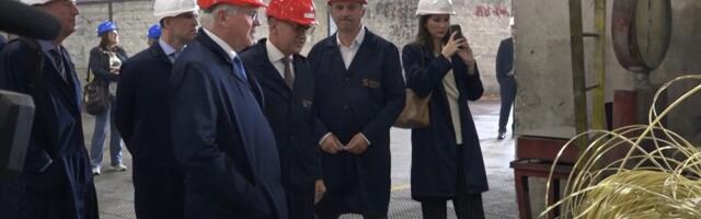 Ambasador Hil posetio „Valjaonicu bakra“ (VIDEO)