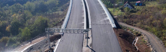 Ovako napreduju radovi na izgradnji deonice auto-puta od Pakovraća do Požege (SNIMAK IZ DRONA)