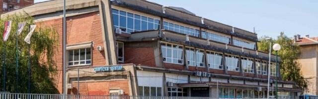 Šapiću na čast: Bazen nazvan po legendi srpskog vaterpola se blago rečeno raspada (VIDEO)