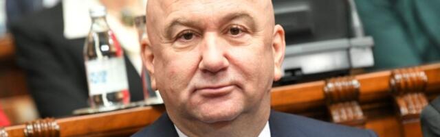 Ministar Popović u Bratuncu: Srpske žrtve rata u BiH ne smeju da se zaborave