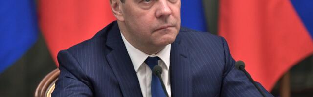 Medvedev ironično o isporuci “tomahavka” Kijevu: Udariće na Pariz, Berlin i Varšavu