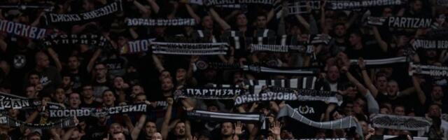 Ko je Šmid? Legendarni strelac koji je postigao više od 1.000 golova gledao je „večiti derbi“ (FOTO)