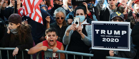 Pola republikanaca smatra da je Biden pobijedio prevarom