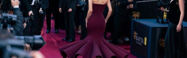 SKANDAL NA DODELI BAFTA NAGRADA, ODMAH PREKINUT PROGRAM! Uvrede odjekuju salom, GLUMCI ZANEMELI NA SCENI!