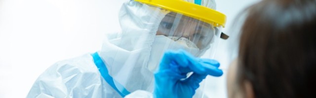 U CG još tri osobe umrle od kovida, 425 novozaraženih