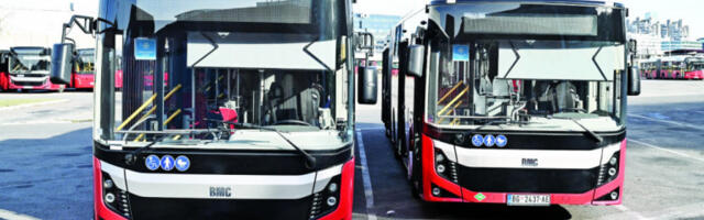 IZ GSP-A JE NA PROTESTE IZAŠLO 60 LJUDI" Predsednik sindikata: Anonimni ljudi, bez potpisa, organizuju proteste, ovo je čista politika