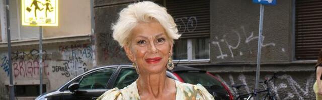 Bila sam na korak da se bacim s mosta: Ceca Kitić ostala bez dve lukuzne vile i sad sa ćerkom radi u pekari