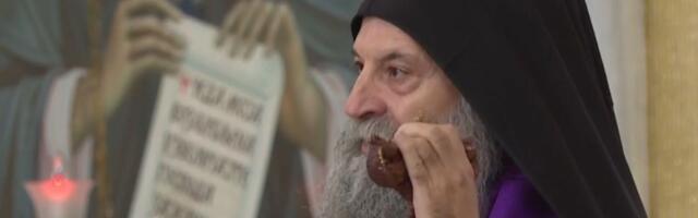 Patrijarh Porfirije održao parastos za 16 žrtava pada nadstrešnice na Železničkoj stanici u Novom Sadu