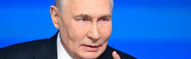 Путин новинару „Политике“: Знамо шта се дешава са НИС-ом, наћи ћемо заједничко решење са Србијом